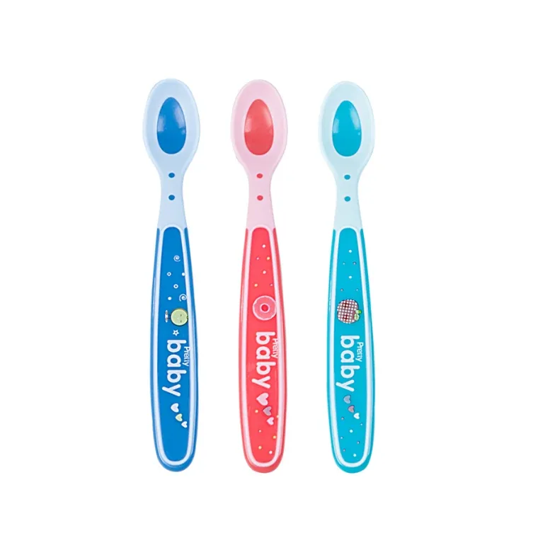 Newborn temperature spoon (temperature discoloration) 3 pack, listed in pink, blue, green